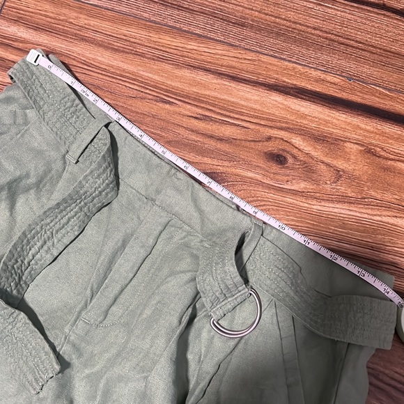 Gap safe green high waisted bermuda shorts, size 4 linen blend - Picture 6 of 6
